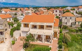 Apartments Bosko